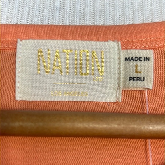 NWT Nation LTD Alina Tee T-Shirt Women’s Size Large Cadmium Orange Shirring - Picture 6 of 11